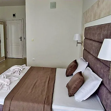 амон ра 게스트하우스 프리모르스코